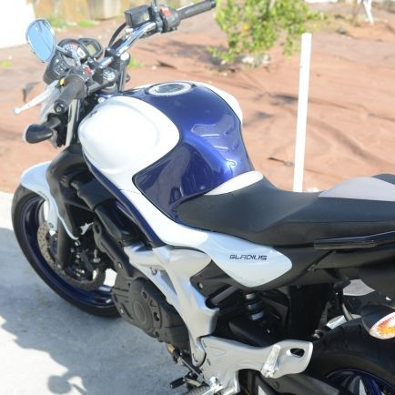 スズキ　グラディウス400